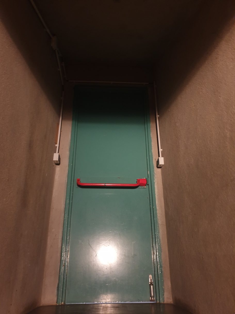 Serrure anti-panique avant / après